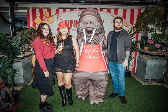 Virgin Summer Party Limk 050
